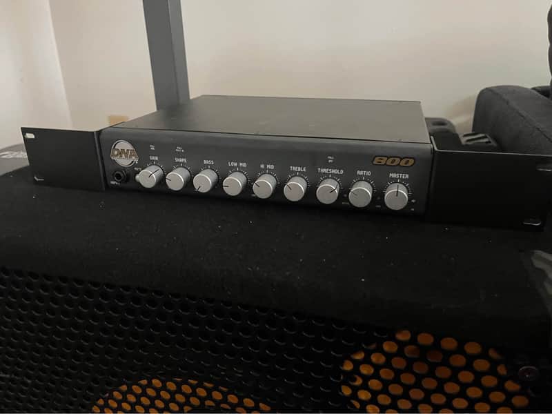 DNA 800 Bass Head 800 Watt 4 Ohm Amplifier - Pre Owned image 1
