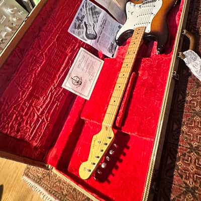 Fender 60th Anniversary American Vintage '54 Stratocaster 2014 - 2-Color Sunburst image 2