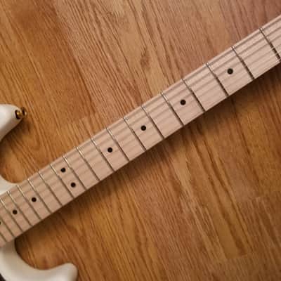 Charvel Custom Shop So Cal image 9