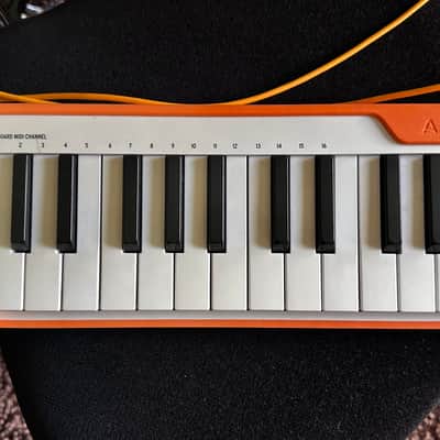 Arturia MicroLab 25-Key MIDI Controller 2019 - Present - Orange