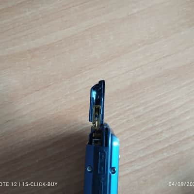 Sony MZ E44 1998 - Sony Walkman Portable mini disc Player MZ- E44 Blue good working image 8