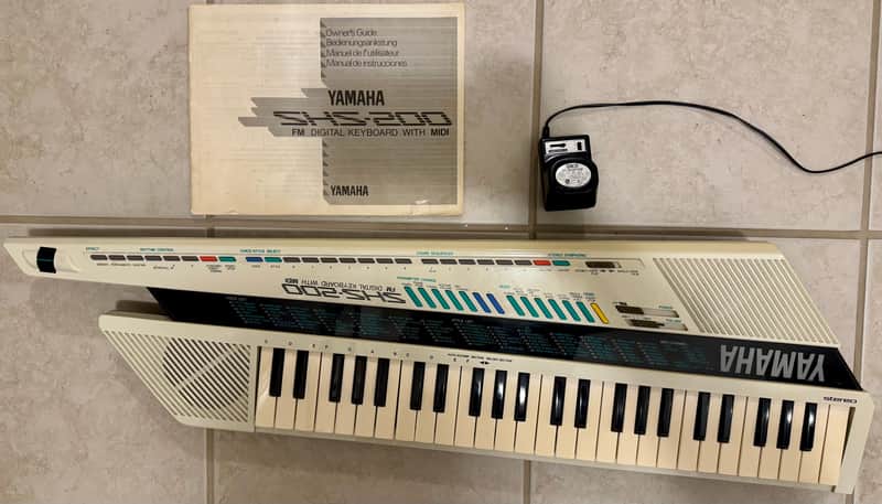 Yamaha SHS-200 Vintage FM Digital Keyboard - Keytar / MIDI controller with manual image 1