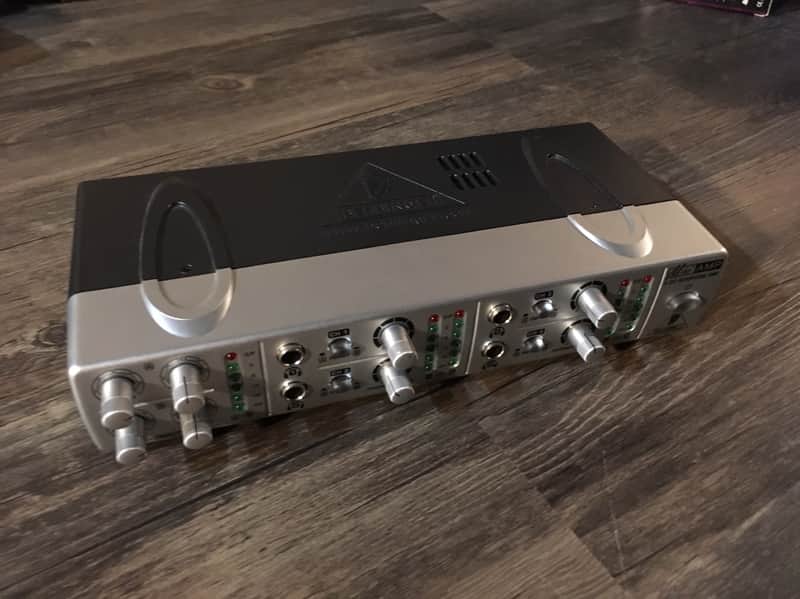 Behringer MiniAmp AMP800 4-Channel Stereo Headphone Amplifier image 1
