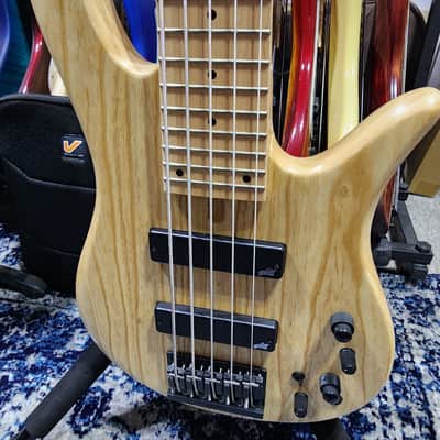 Fodera Monarch 5 Essence Standard 5-string Bass- FREE SHIPPING! Bild 2