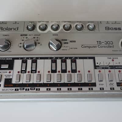 Roland TB-303 Bassline Synthesizer Module 1981 - 1984 - Silver image 3