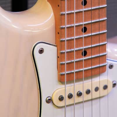 Schecter S-Style Early 90's - Cream image 5