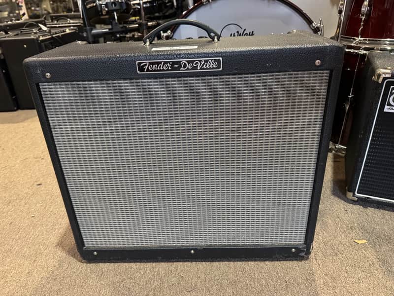 Fender Hot Rod DeVille 212 2x12 Tube Guitar Combo Amplifier