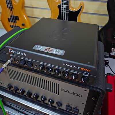 World wide Free Shipping! Mint Genzler Kinetix 800 Watt bass guitar amplifier tube analog preamp class D power image 7