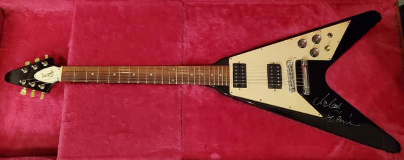 Gibson Flying V '67 with Michael Schenker autograph image 1