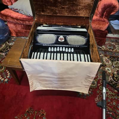 Excelsior Accordiana Model 320 Piano Accordion Made in Italy 41/120 image 12