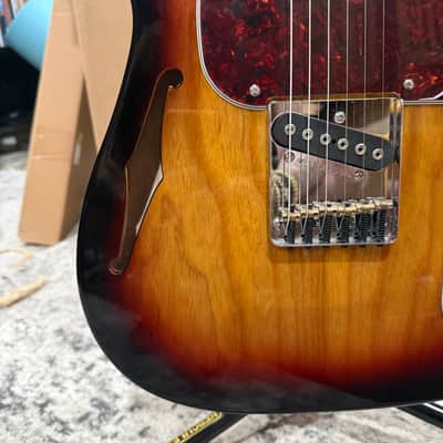 G&L Tribute Series ASAT Classic Bluesboy Semi-Hollow with Maple Fretboard 2010 - Present - 3-Tone Sunburst image 6