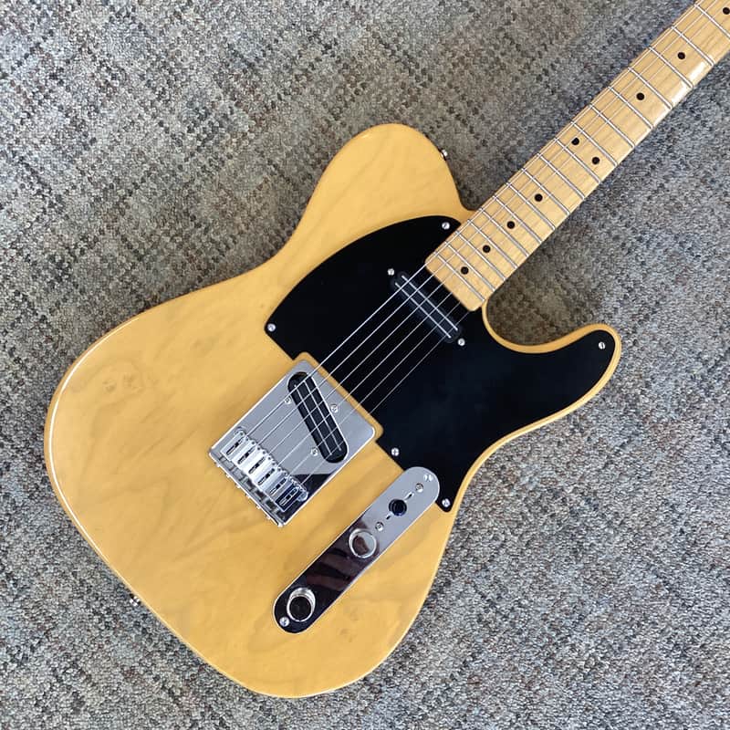 Fender Special Edition Deluxe Ash Telecaster in Butterscotch Blonde