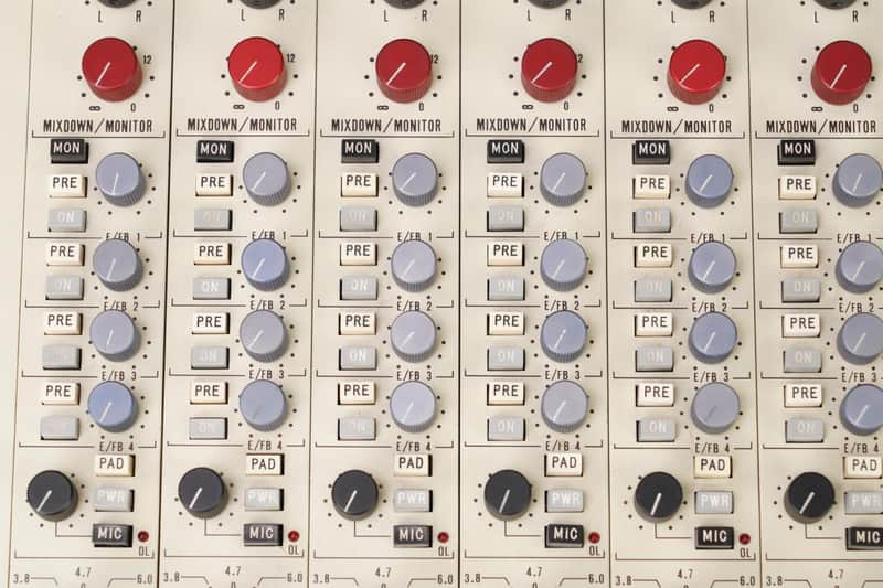 Bfi Live [Analog](中古品) Quad Eight Pacifica 16-Channel Analog Recording Studio | Reverb