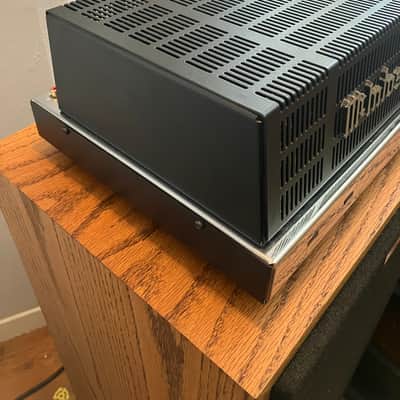 McIntosh MC754 100-Watt Stereo Solid State Power Amplifier 1988 - 1992 - Black image 8