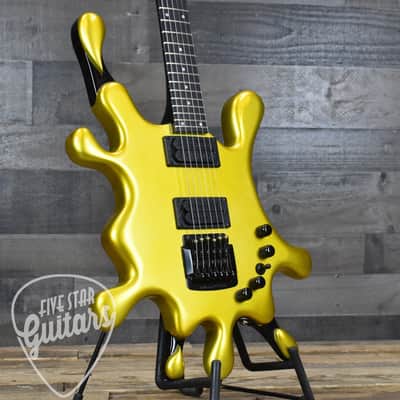 Pre-Owned Big H Design Splatocaster - Metallic Yellow with Hard Shell Case image 10