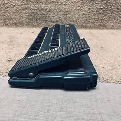 Digitech RP12 Guitar MIDI Multi-Effects Pedal image 8