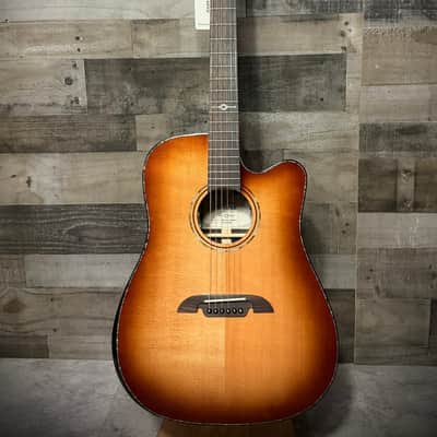 Alvarez MD70CE Custom Masterworks Dreadnought Guitar Acoustic Electric Armrest w/ Cutaway (MD70CE Custom) image 2