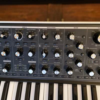 Moog Subsequent 37 Analog Synth 2017 - Present - Black image 8