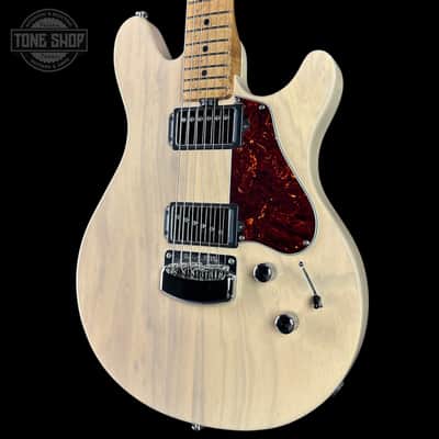 Used Ernie Ball Valentine Trans Buttermilk w/Case TSU24131 image 3