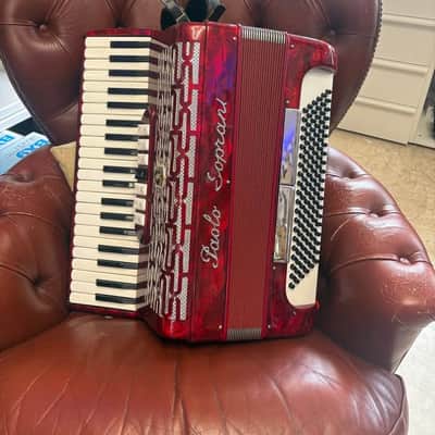 1960s Paolo Soprani Italia Red 37 Key 80 Bass 7 Register Accordion