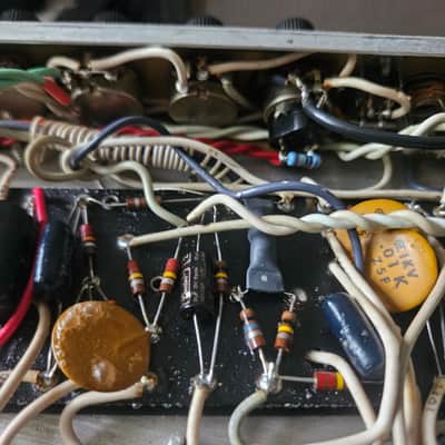 Fender Vibrolux Reverb 2-Channel 35-Watt 2x10" Guitar Combo 1970 - 1980 - Silverface image 14