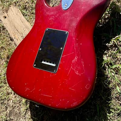 Vintage Fender Stratocaster Guitar 1979-1981 - Crimson Red Transparent image 15