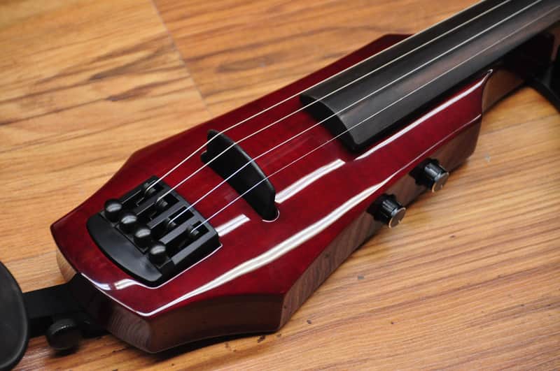 NS Design WAV4 Trans Red エレキチェロ NS Design WAV 4-string Electric Cello