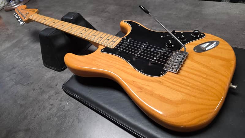 1979 Fender Stratocaster Natural Butterscotch Ash American Vintage 70s 1970's USA Strat Guitar - Very Good