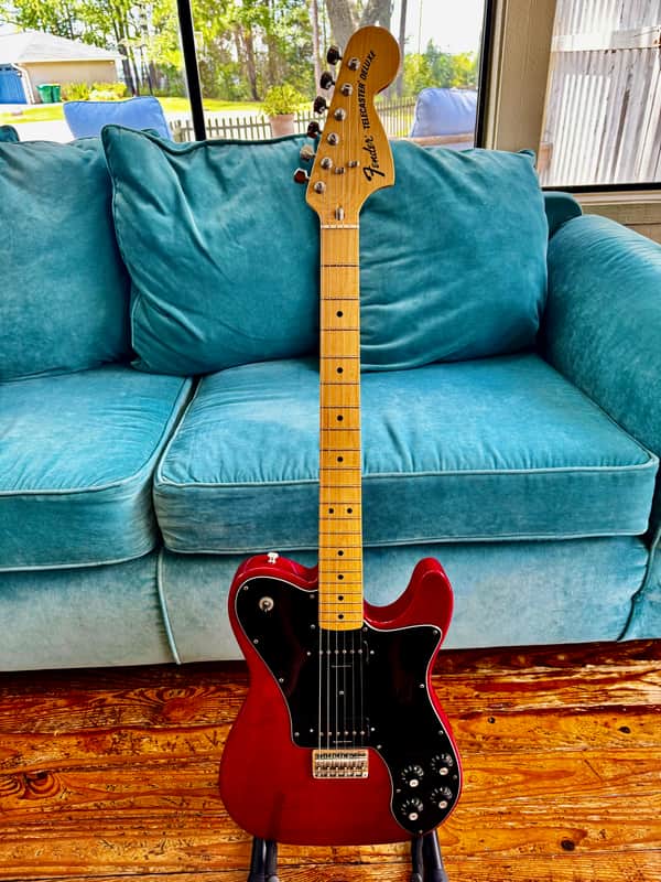 Fender Telecaster Deluxe 2012 Cherry Red/Black Bild 1