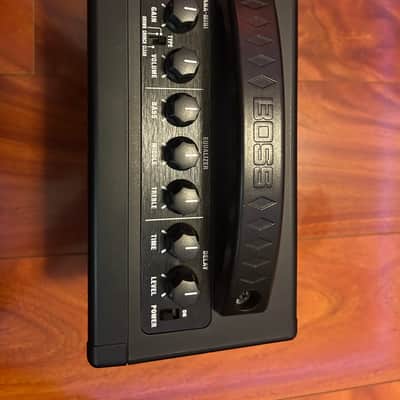 Boss KTN-MINI Katana Mini 7-Watt 1x4" Modeling Guitar Combo 2017 - Present - Black image 2