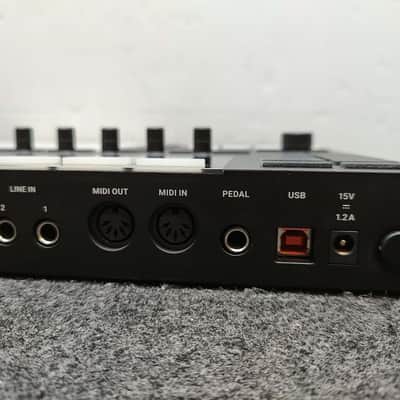 Native Instruments Maschine MKIII 2010s - Black image 6