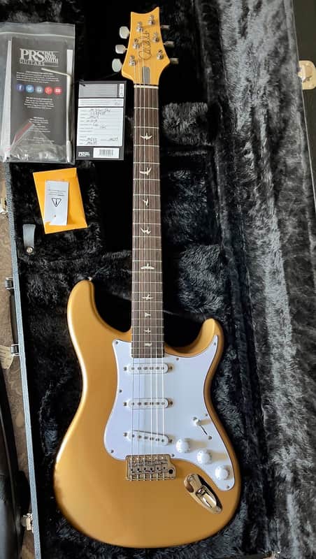 PRS Silver Sky in Golden Mesa. Literally in New Condition with 2 Original Cases. PRS Gigbag and PRS Silver Sky Hard Shell Case. image 1