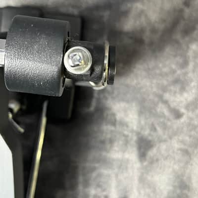 Alesis Single Chain Drive Bass Drum Kick Pedal Electronic Drum Replacement Gear image 8