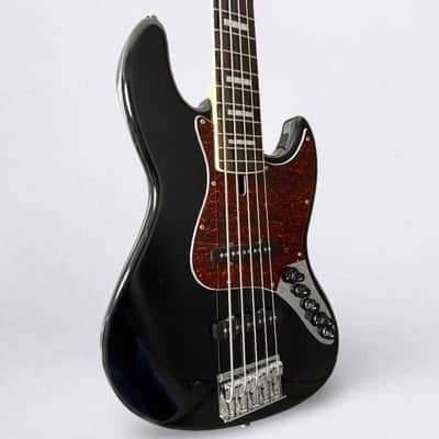 Sire Marcus Miller V7 5-String Bass - Black image 2