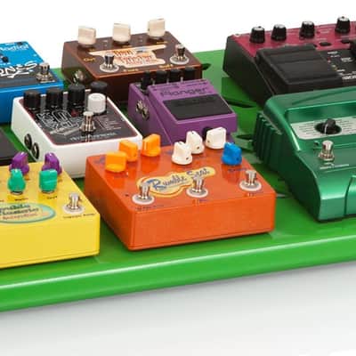 Gator GPB-XBAK Aluminum Extra Large Pedalboard, 35" x 17" w/ Softcase, Screamer Green image 4
