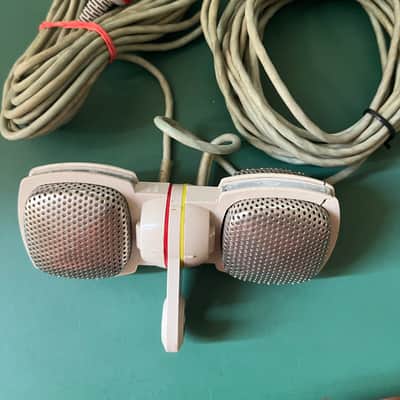 Grundig GDSM 202 Stereo Dynamic Microphone 1960s - White image 2