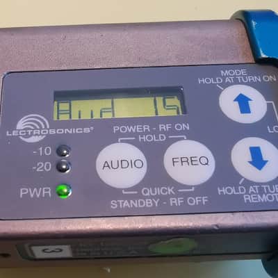 Lectrosonics SM + UCR411 Block 26, 665.6-691.1 MHz Wireless Microphone System 3x image 5