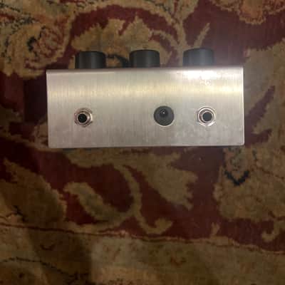 Electro-Harmonix Big Muff Pi 2000 - Present - Silver / Black / Red image 3