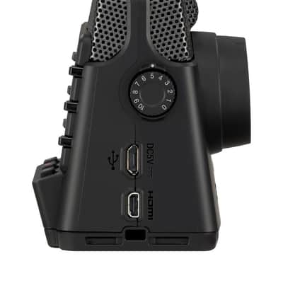 Zoom Q2N-4K Portable Video Recorder with 4K Ultra High Definition Imaging image 3