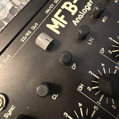 Gray Sound/Chain/CV1/SD/HH/MTV/Select Button Cap for MFB Tanzbar Drum Machine image 1
