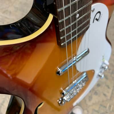Danelectro Prototype 2026 - Sunburst Bild 11