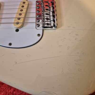 Vintage Fender  Stratocaster 1985 MIJ E serial image 9
