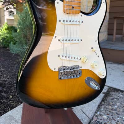 Fender ExTrad Custom Edition '54 Stratocaster ST54-140 1991 Sunburst image 2