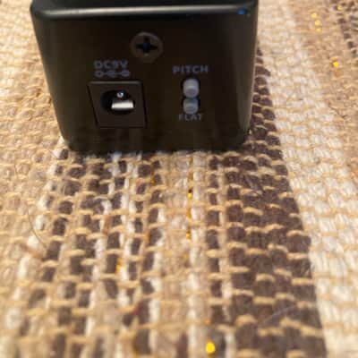 KLIQ Music Gear Tiny Tune Pro Stage Tuner Pedal - Black image 5