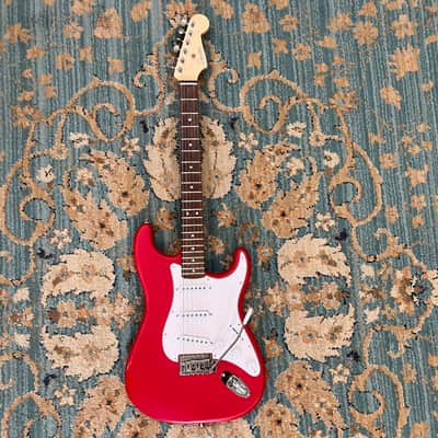 Squier Affinity Series Stratocaster with Rosewood Fretboard 2016 - 2018 - Race Red image 3