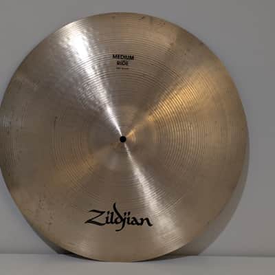 Zildjian 20" A Series Medium Ride Cymbal 1982 - 2012 - Traditional image 1