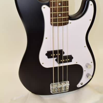 2025 Squier Debut Collection Precision Bass 4-String Electric Bass Guitar, Indian Laurel Fingerboard, Matte Black image 2