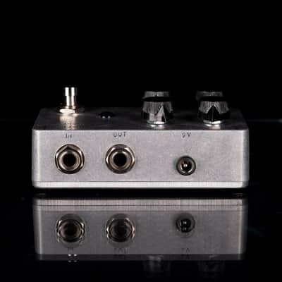 Used Fairfield Circuitry AFO 622 ~900 About 900 Fuzz Pedal image 3