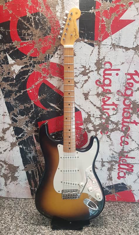 Fender Custom Shop '56 Stratocaster2005 great 2 tone sunburst nitro maple fingerboard image 1