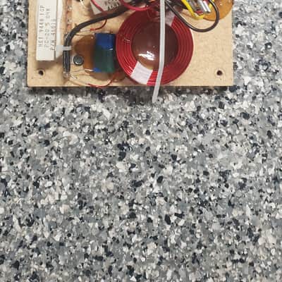 Electro-Voice Passive x-over from fm 1202 er image 3